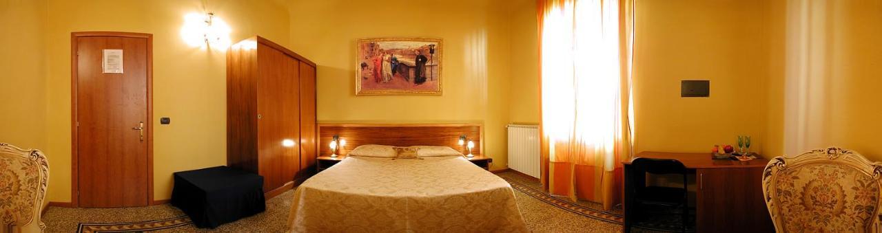La Luna Guest House Florencia Exterior foto
